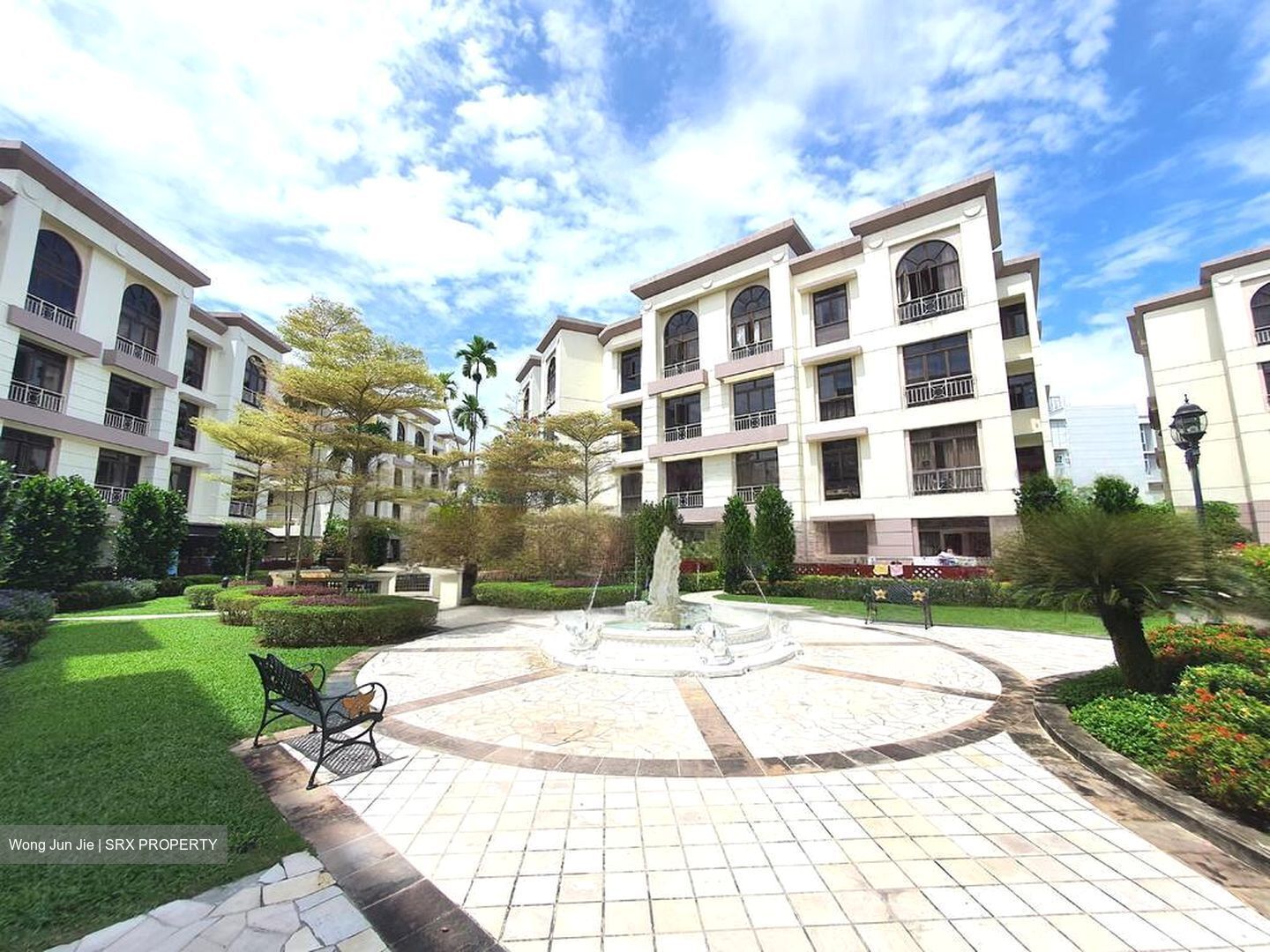Seletaris (D27), Condominium #478617881